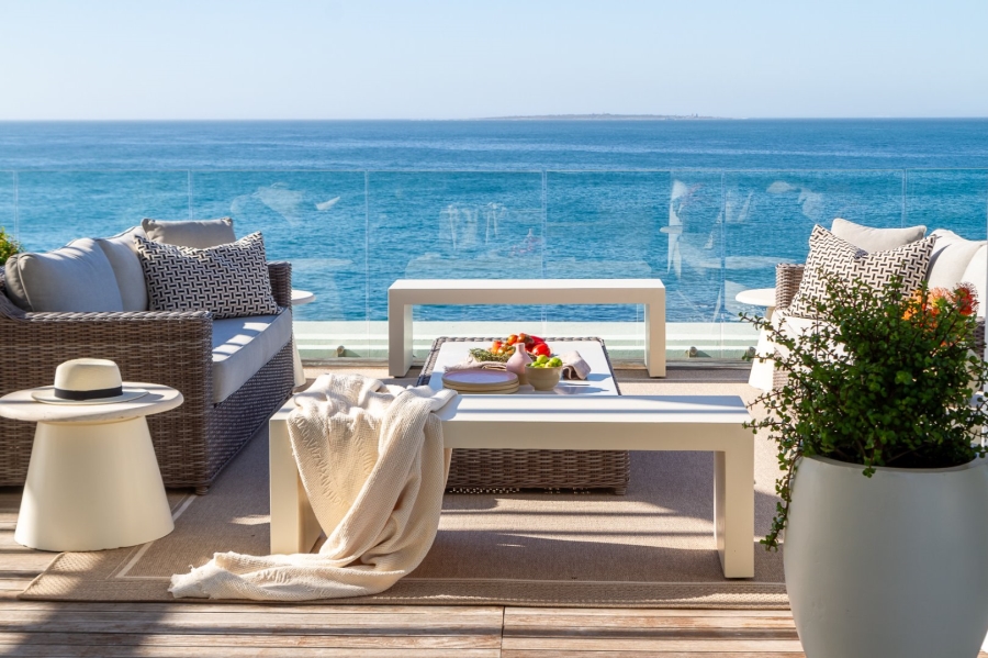 To Let 3 Bedroom Property for Rent in Mouille Point Western Cape